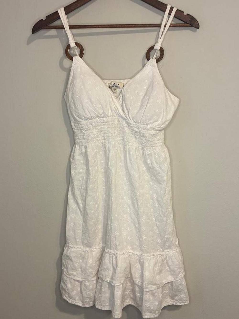 L.E.I. White Eyelet Embroidered Smocked Sundress Size Large